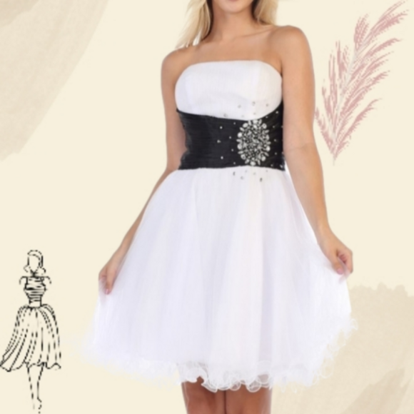Dresses & Skirts - Strapless Layered Tulle Mini Prom Homecoming Dress w Black Cummerbund & Gems 16